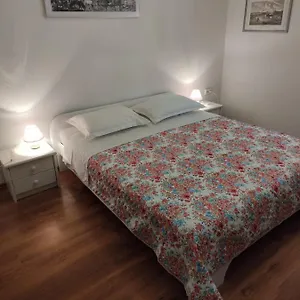 Private Accommodation Raspudic Gostinjska kuća